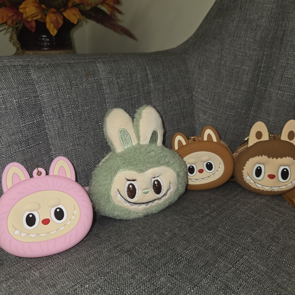 Labubu 4 Piece Coin Purse/keychain Lot